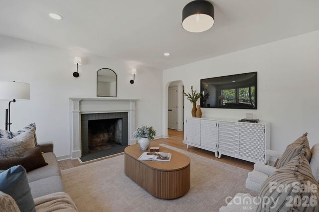 417 Linwood Road, Gastonia, NC 28052