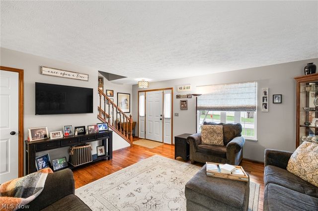 5026 Portland Cove, Stow, OH 44224