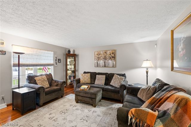 5026 Portland Cove, Stow, OH 44224