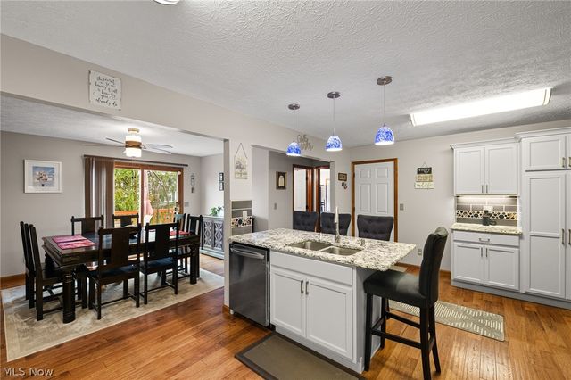 5026 Portland Cove, Stow, OH 44224