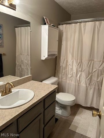 5026 Portland Cove, Stow, OH 44224