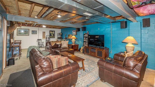 5026 Portland Cove, Stow, OH 44224