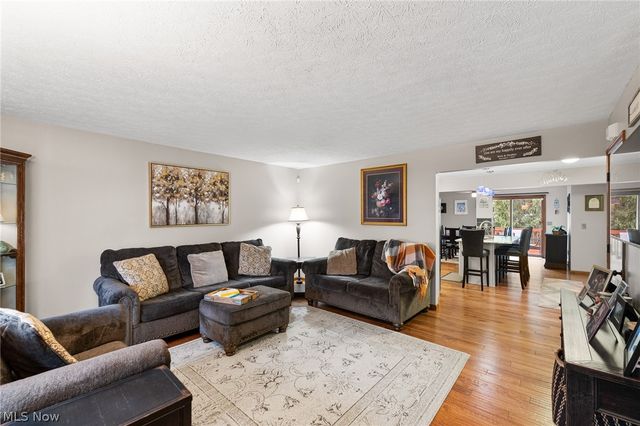 5026 Portland Cove, Stow, OH 44224