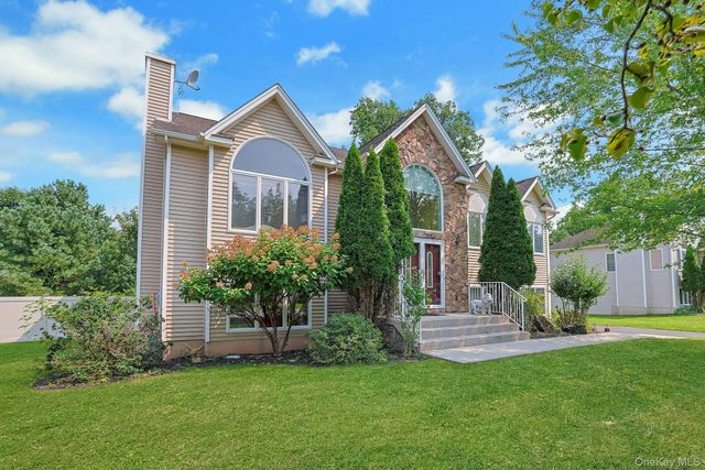 14 Stern Place, Congers, NY 10920