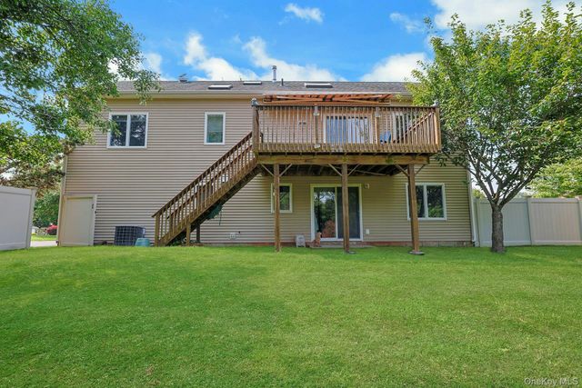 14 Stern Place, Congers, NY 10920