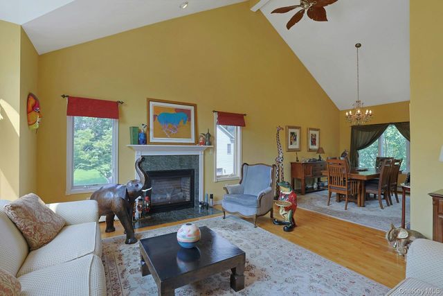 14 Stern Place, Congers, NY 10920