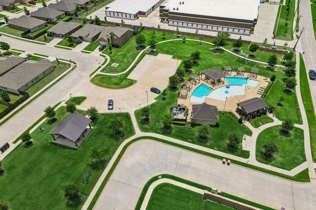 1806 River Crossing Drive, Anna, TX 75409
