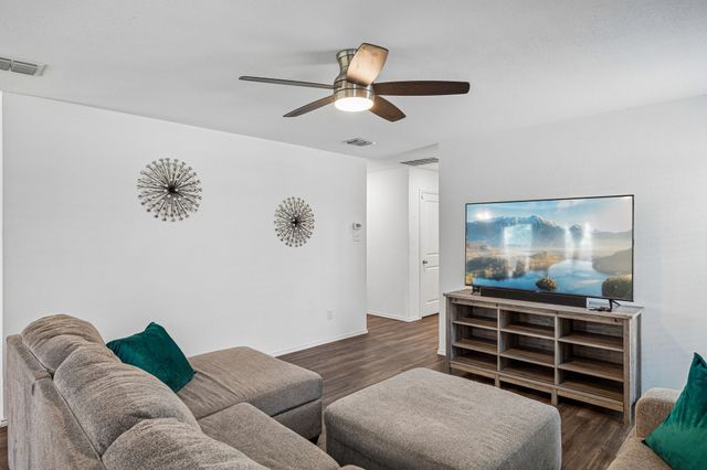 1806 River Crossing Drive, Anna, TX 75409