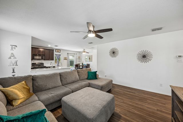 1806 River Crossing Drive, Anna, TX 75409