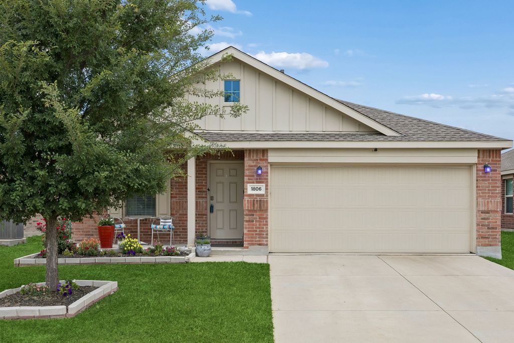 1806 River Crossing Drive, Anna, TX 75409
