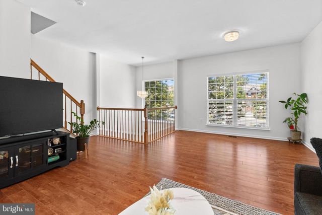 14239 HUNTERS RUN WAY, Gainesville, VA 20155
