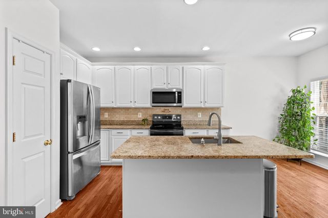 14239 HUNTERS RUN WAY, Gainesville, VA 20155
