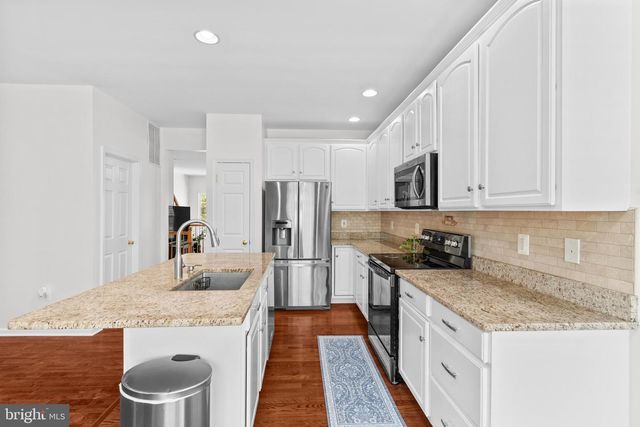 14239 HUNTERS RUN WAY, Gainesville, VA 20155