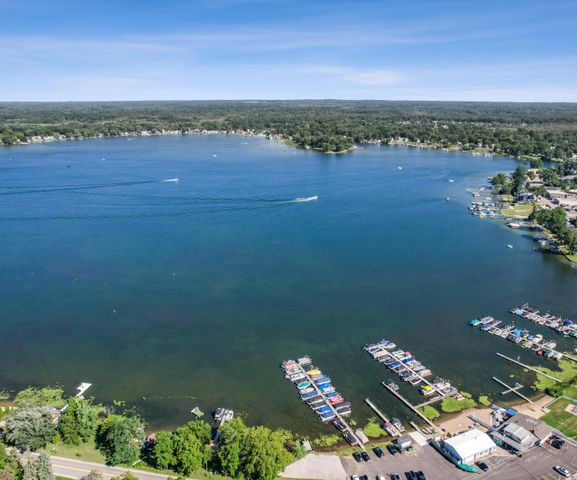 9638 Main Street, Northfield Twp, MI 48189