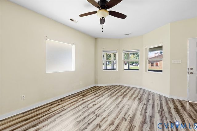 3210 Granby St, Hopewell, VA 23860