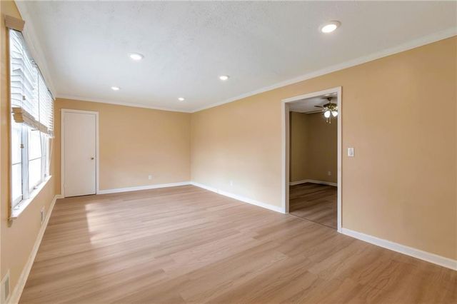 4234 Rockbridge Heights Drive, Stone Mountain, GA 30083