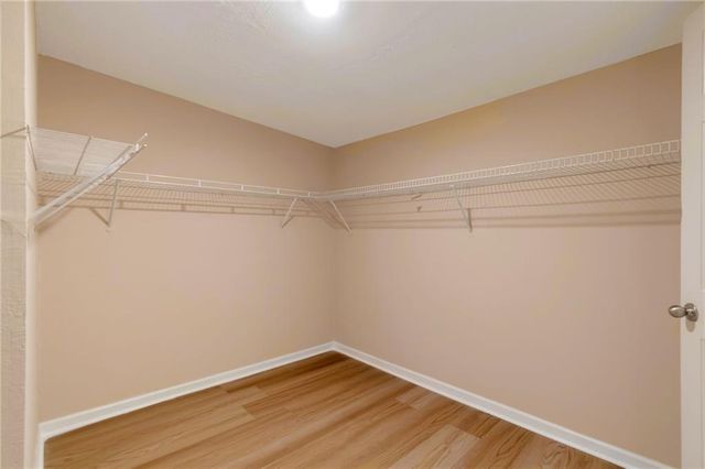 4234 Rockbridge Heights Drive, Stone Mountain, GA 30083