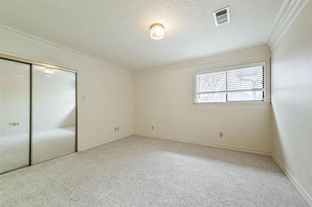 1410 Osborne Drive, Friendswood, TX 77546