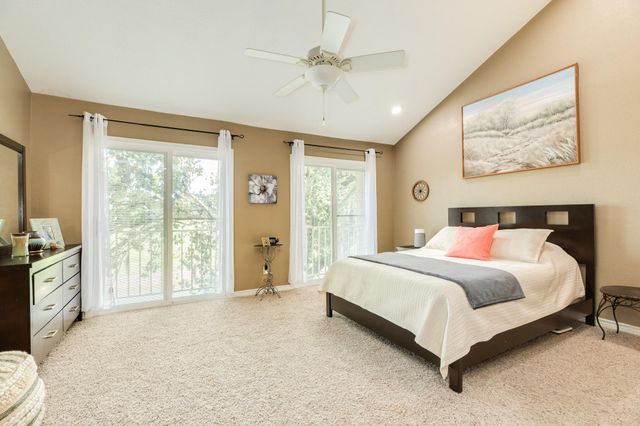 1813 Veranda Drive, West Columbia, TX 77486