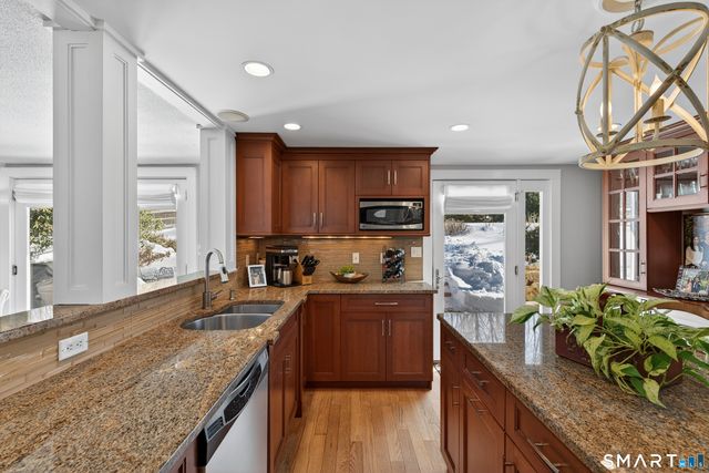 340 Wooding Hill Road, Bethany, CT 06524