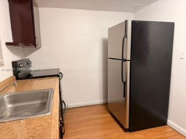 9351 Fontainebleau Blvd B404, Miami, FL 33172