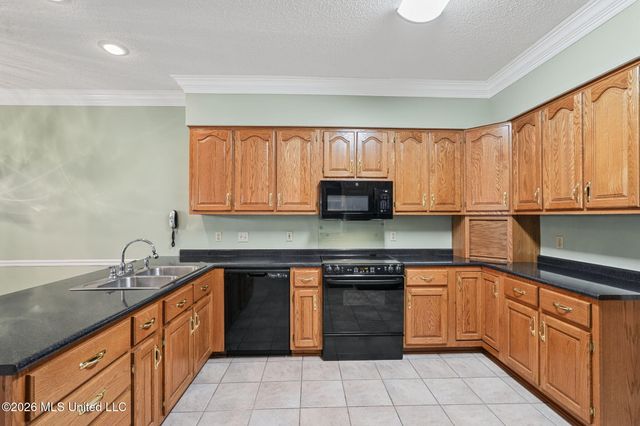 6442 Renee Drive, Olive Branch, MS 38654