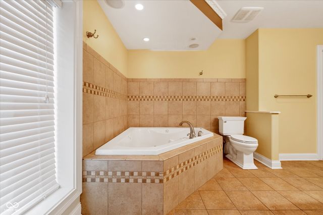 104 Walnut Street, Southport, IN 46227