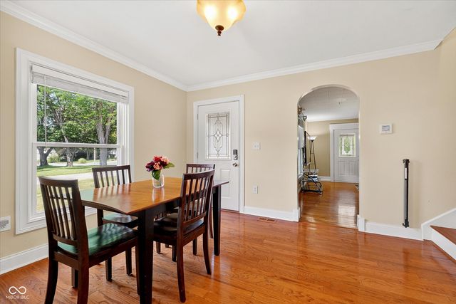 104 Walnut Street, Southport, IN 46227