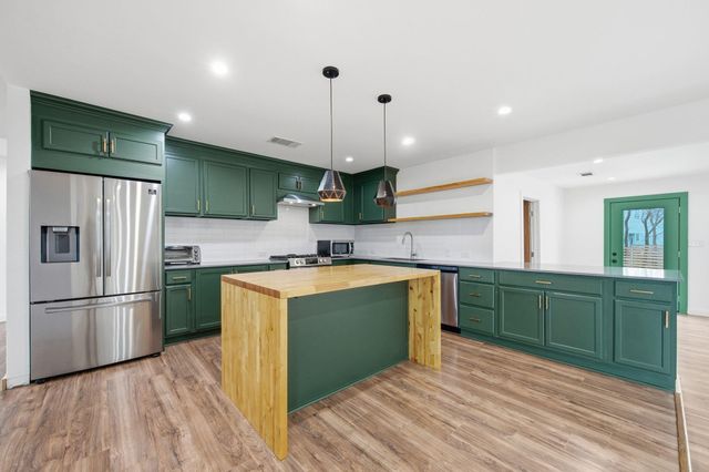 2903 Pecan CIR, Austin, TX 78723