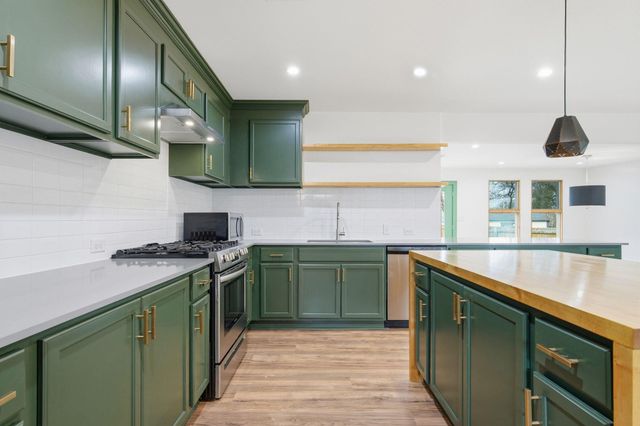 2903 Pecan CIR, Austin, TX 78723