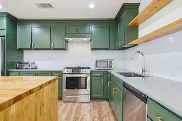 2903 Pecan CIR, Austin, TX 78723