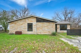 2903 Pecan CIR, Austin, TX 78723