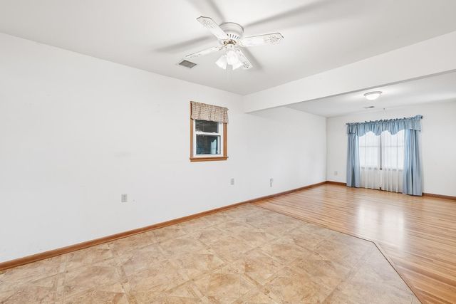 10283 SW White Rd, Augusta, KS 67010