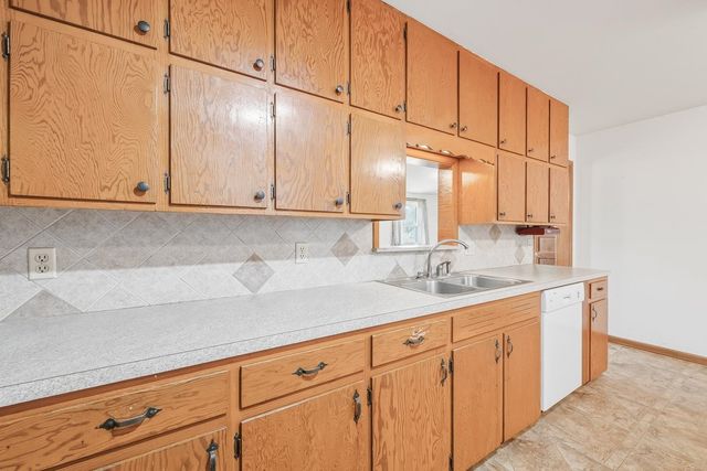 10283 SW White Rd, Augusta, KS 67010