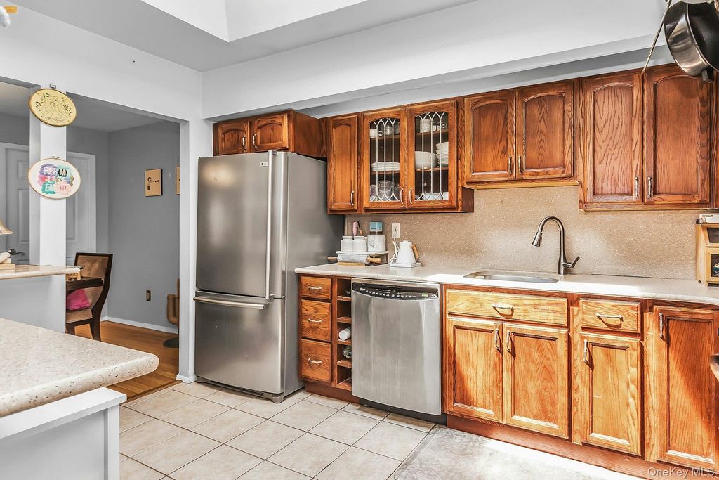 13-24 208th Place 167-U, Bayside, NY 11360 — photo 5