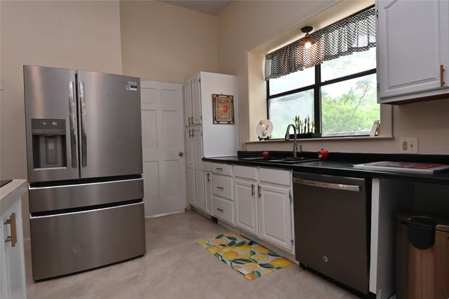 1220 N 18th Street, Waco, TX 76707