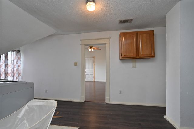 1220 N 18th Street, Waco, TX 76707