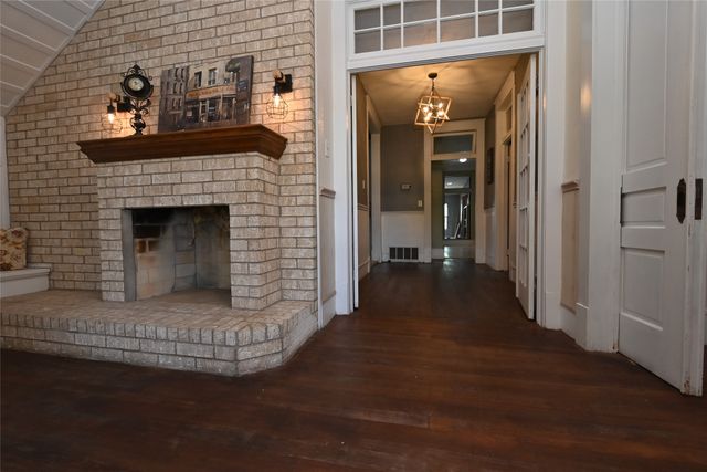 1220 N 18th Street, Waco, TX 76707
