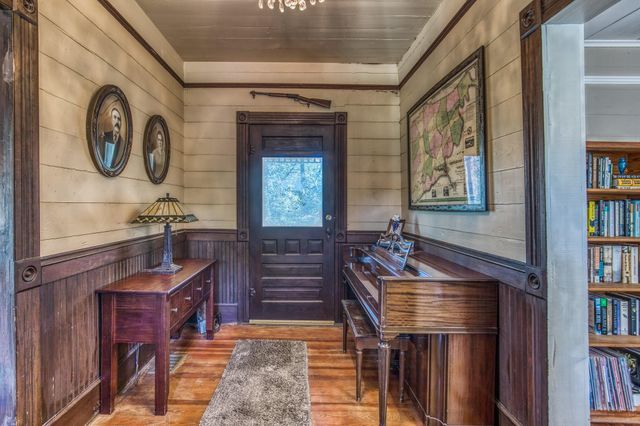 20984 Fm 1094, New Ulm, TX 78950