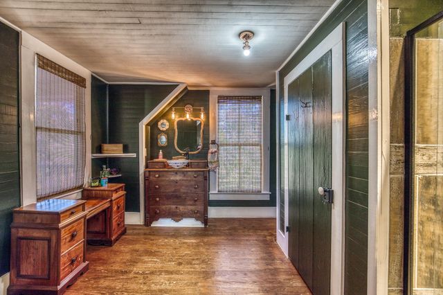 20984 Fm 1094, New Ulm, TX 78950