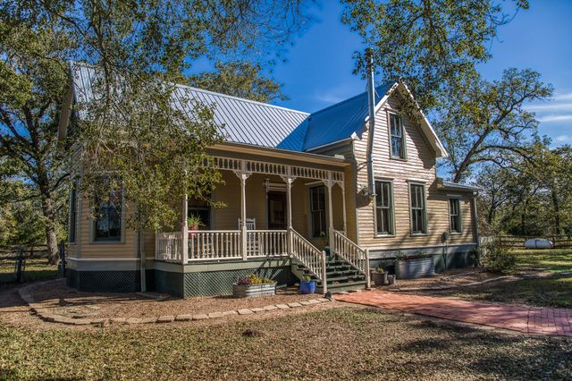 20984 Fm 1094, New Ulm, TX 78950