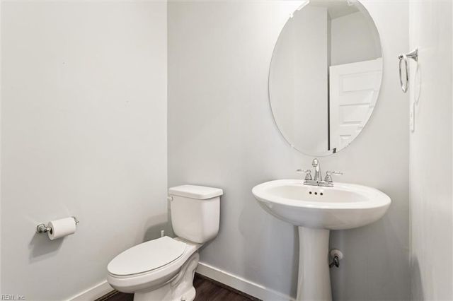 333 Sikeston LN, Chesapeake, VA 23322