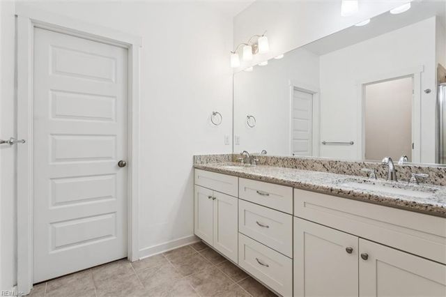 333 Sikeston LN, Chesapeake, VA 23322