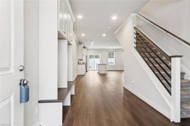 333 Sikeston LN, Chesapeake, VA 23322