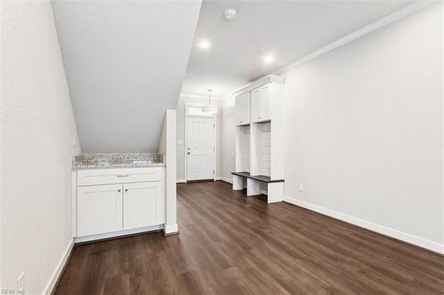 333 Sikeston LN, Chesapeake, VA 23322