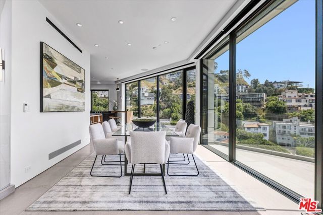 8526 Hollywood Boulevard, Los Angeles, CA 90069