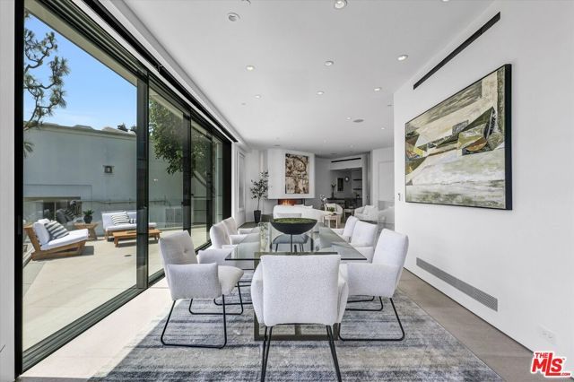 8526 Hollywood Boulevard, Los Angeles, CA 90069