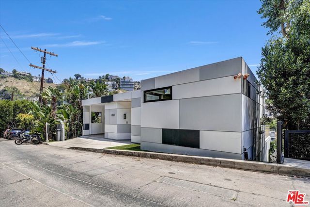 8526 Hollywood Boulevard, Los Angeles, CA 90069