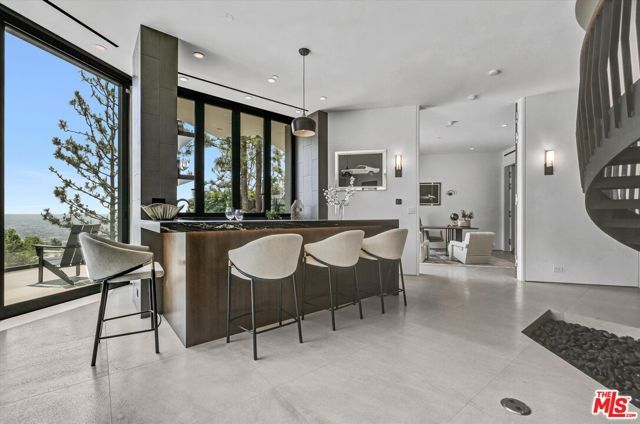 8526 Hollywood Boulevard, Los Angeles, CA 90069