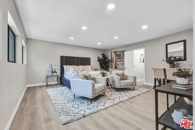 8526 Hollywood Boulevard, Los Angeles, CA 90069